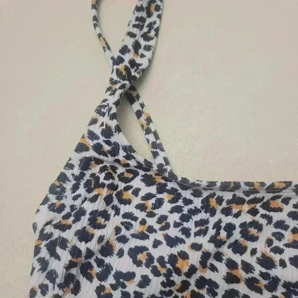 🐆 Cheetah Print Swim Top - Xhilaration - Size Small - Picture 2 of 4